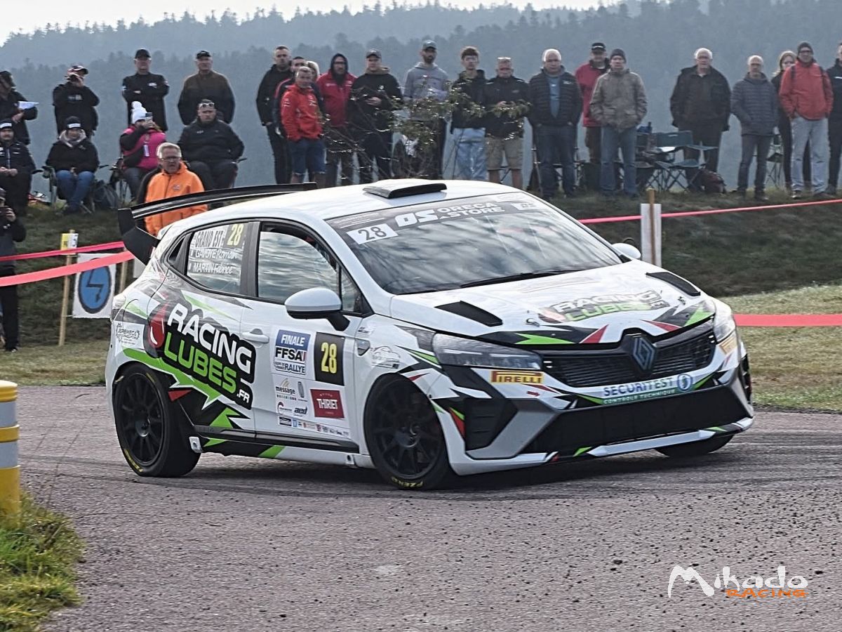 Vend Clio Rally3 – photo 1 sur 6