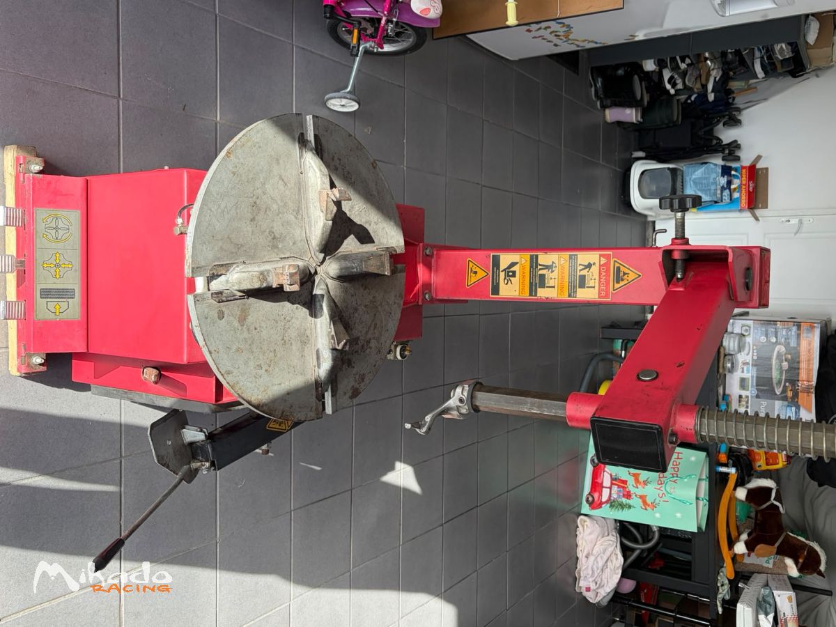 Machine à pneu 220V – photo 2 sur 4