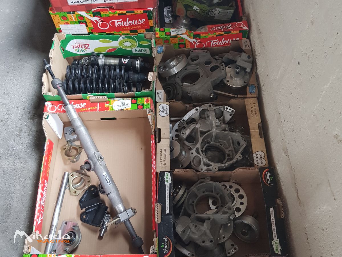 Vente châssis et pièces – photo 6 sur 7