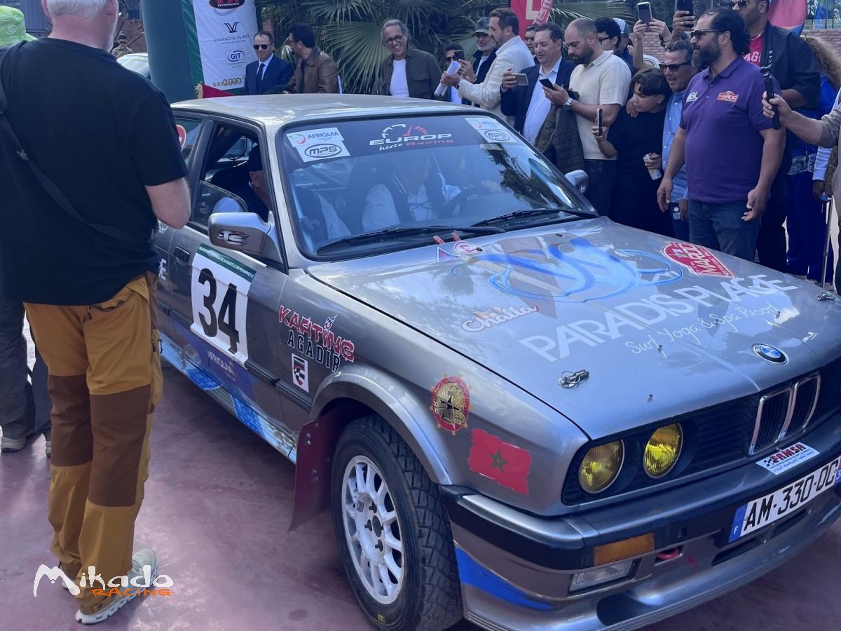 Location BMW 325 IX - Rallyes hivernaux / Maroc 2027 – photo 2 sur 3