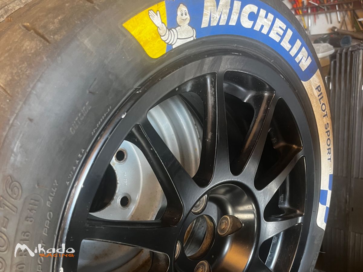 Pneus Michelin en 16 M20 – photo 4 sur 4