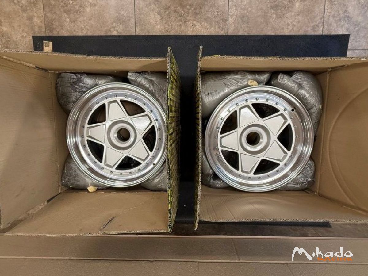 Ferrari F40 Speedline Wheel Set. – photo 3 sur 3