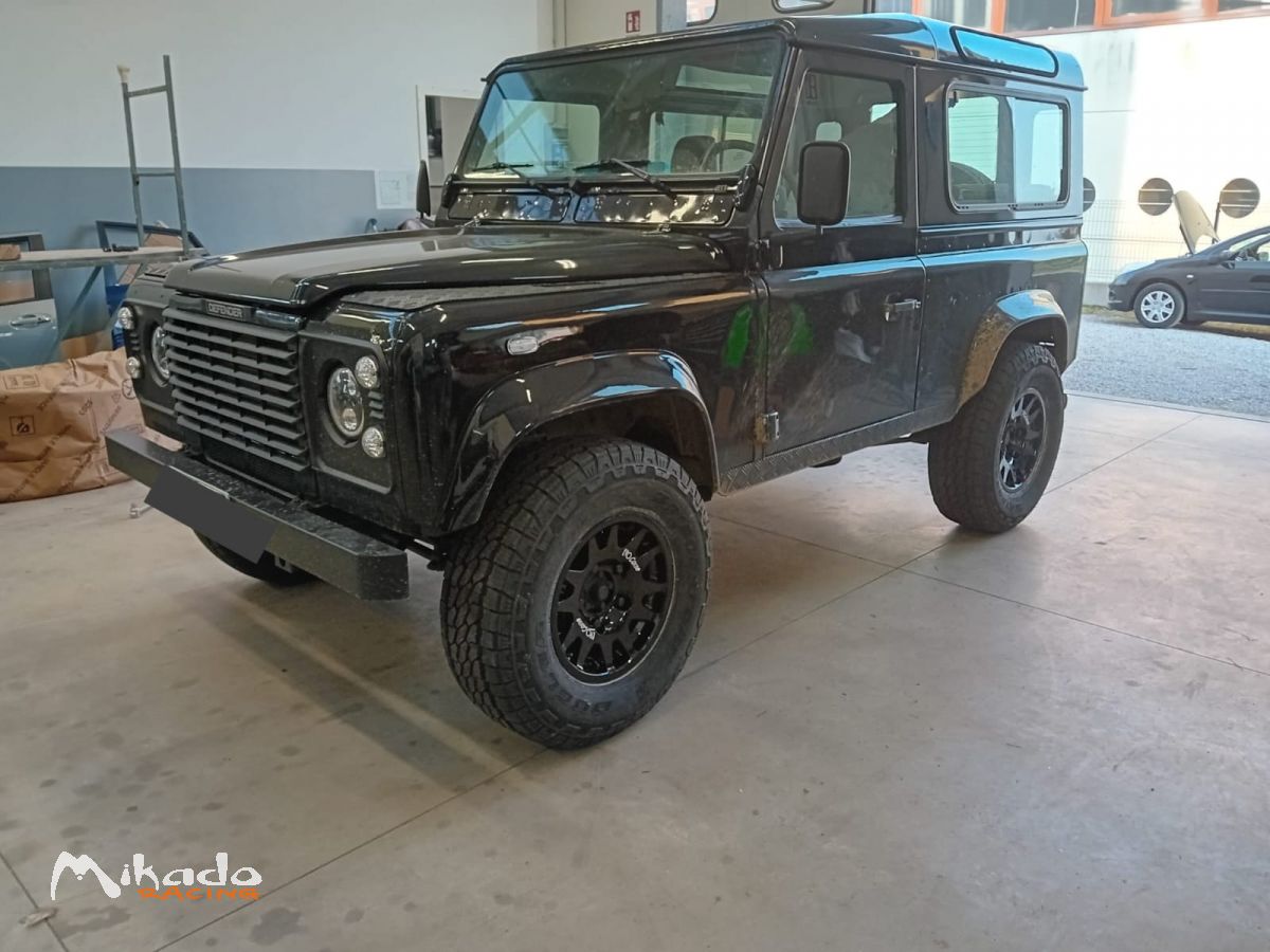 Jante LAND ROVER DEFENDER 90 EVO Corse Dakar Zero – photo 3 sur 4