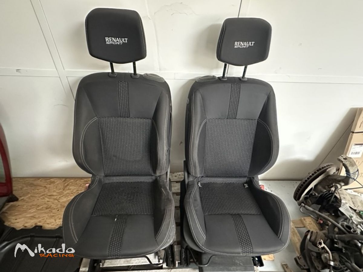 Sièges origine Clio 3 RS – photo 1 sur 4