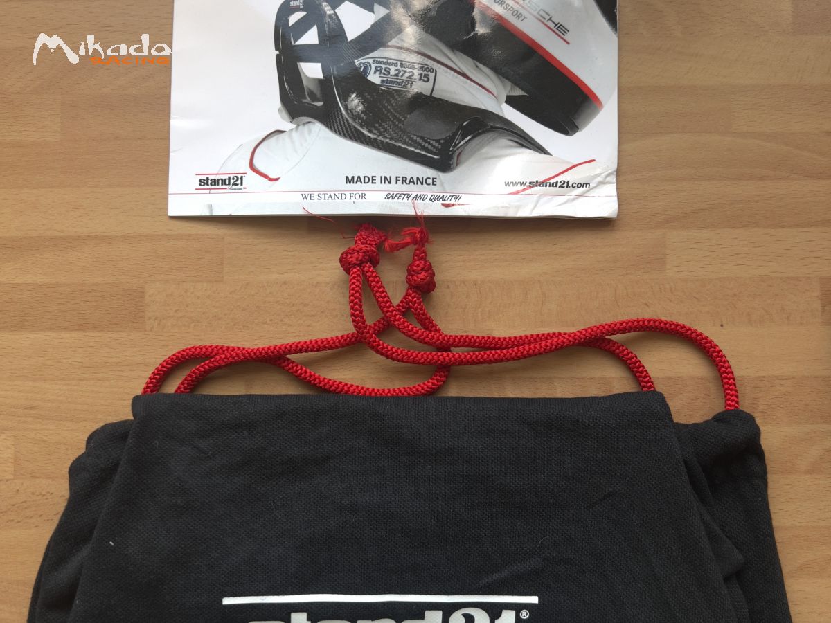 Hans Club Series 20° Taille L-XL Stand 21 950g FIA 8858-2010 – photo 3 sur 6
