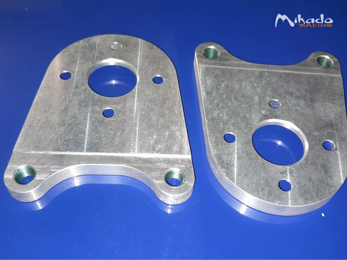 Paire de supports etriers arrieres Renault Clio 16s Gra , R11 turbo ou Super 5 GT Turbo GrA – photo 2 sur 2