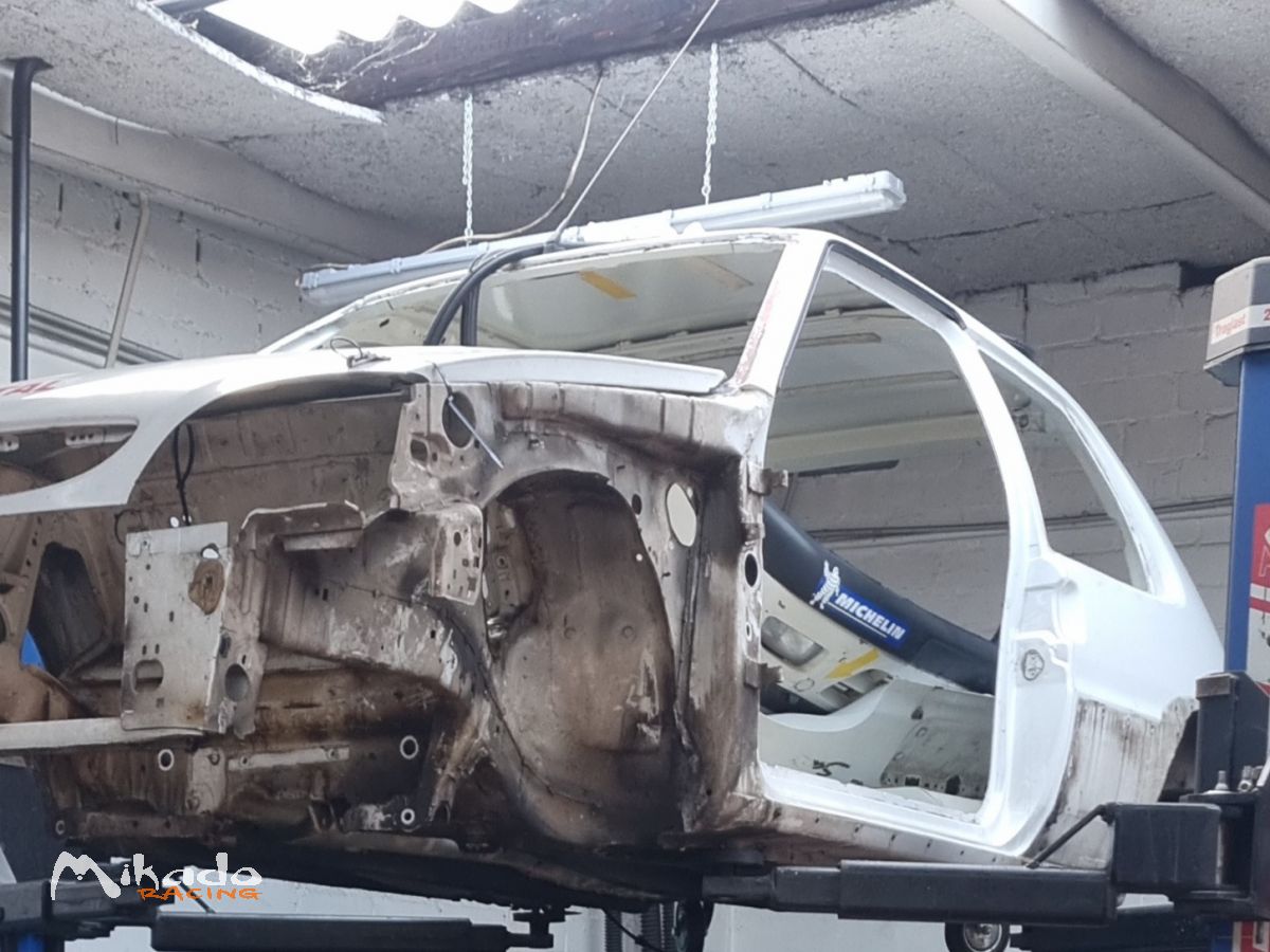Citroen Saxo Cup body original 23000 – photo 2 sur 2