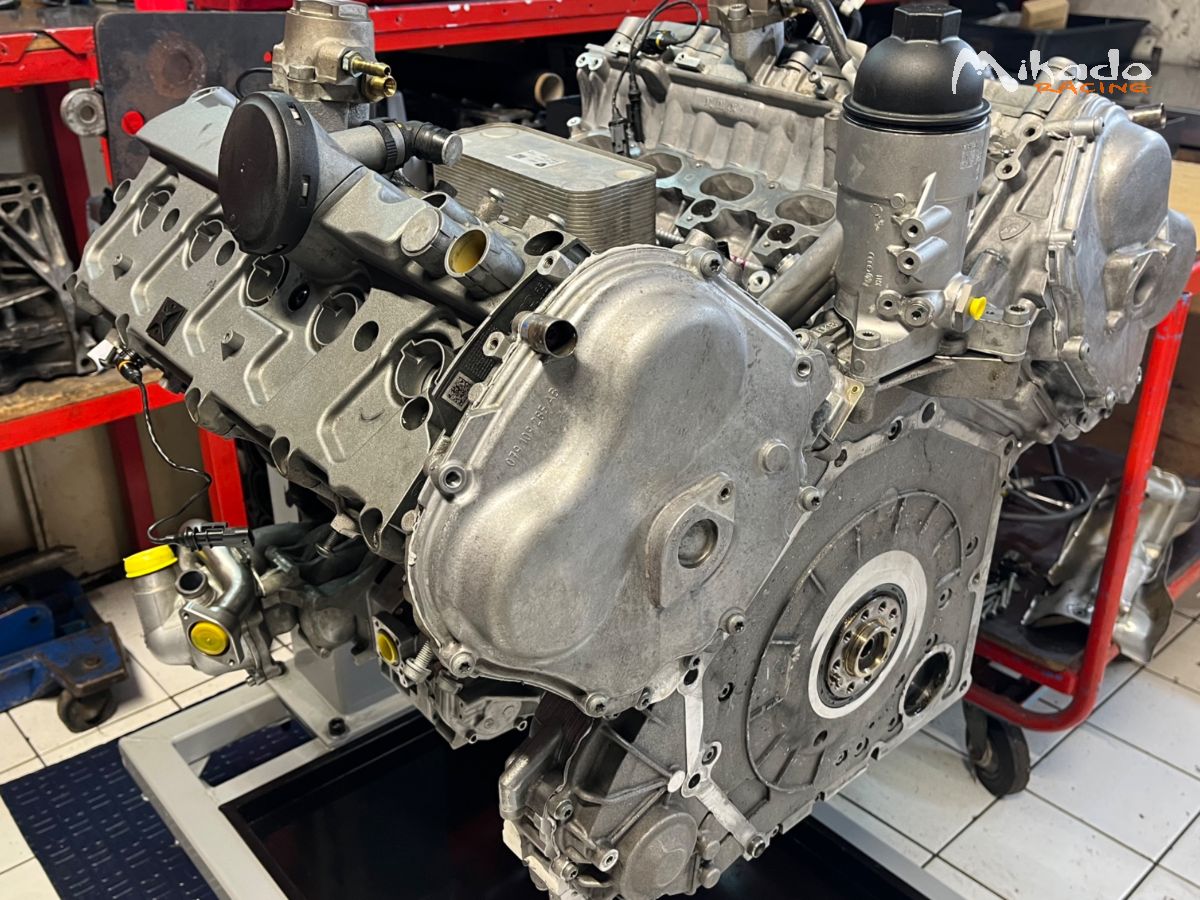 Moteur Lamborghini v10 – photo 2 sur 2