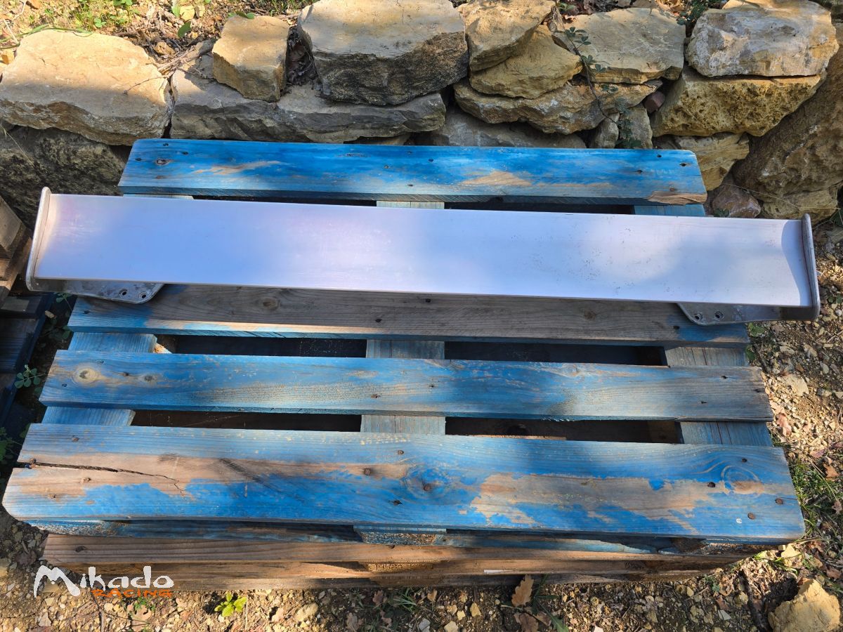 Aileron alu Peugeot Sport 206 RCC – photo 3 sur 4