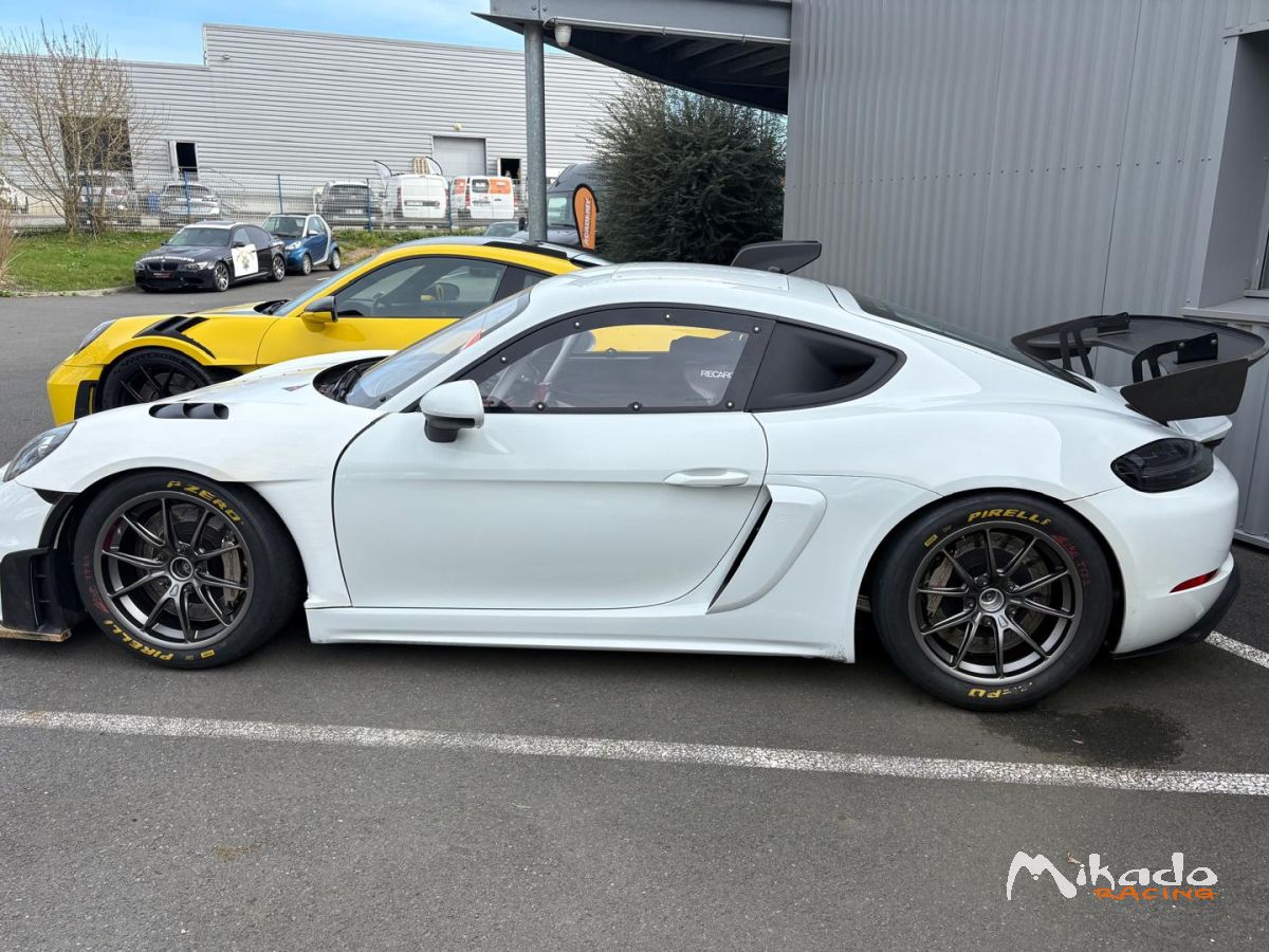 Porsche Cayman GT4 RS – photo 2 sur 3