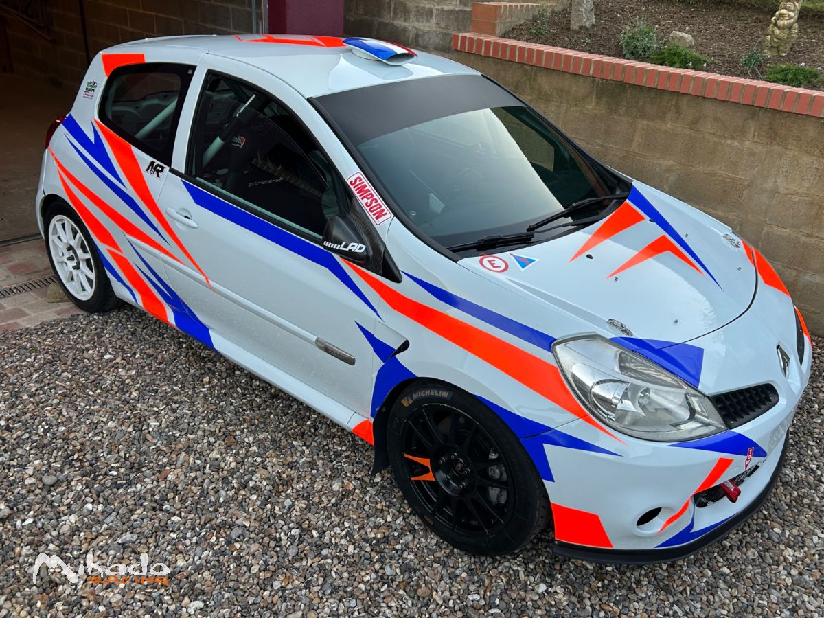 Clio 3 f2014 ( échange reprise possible) – photo 1 sur 8