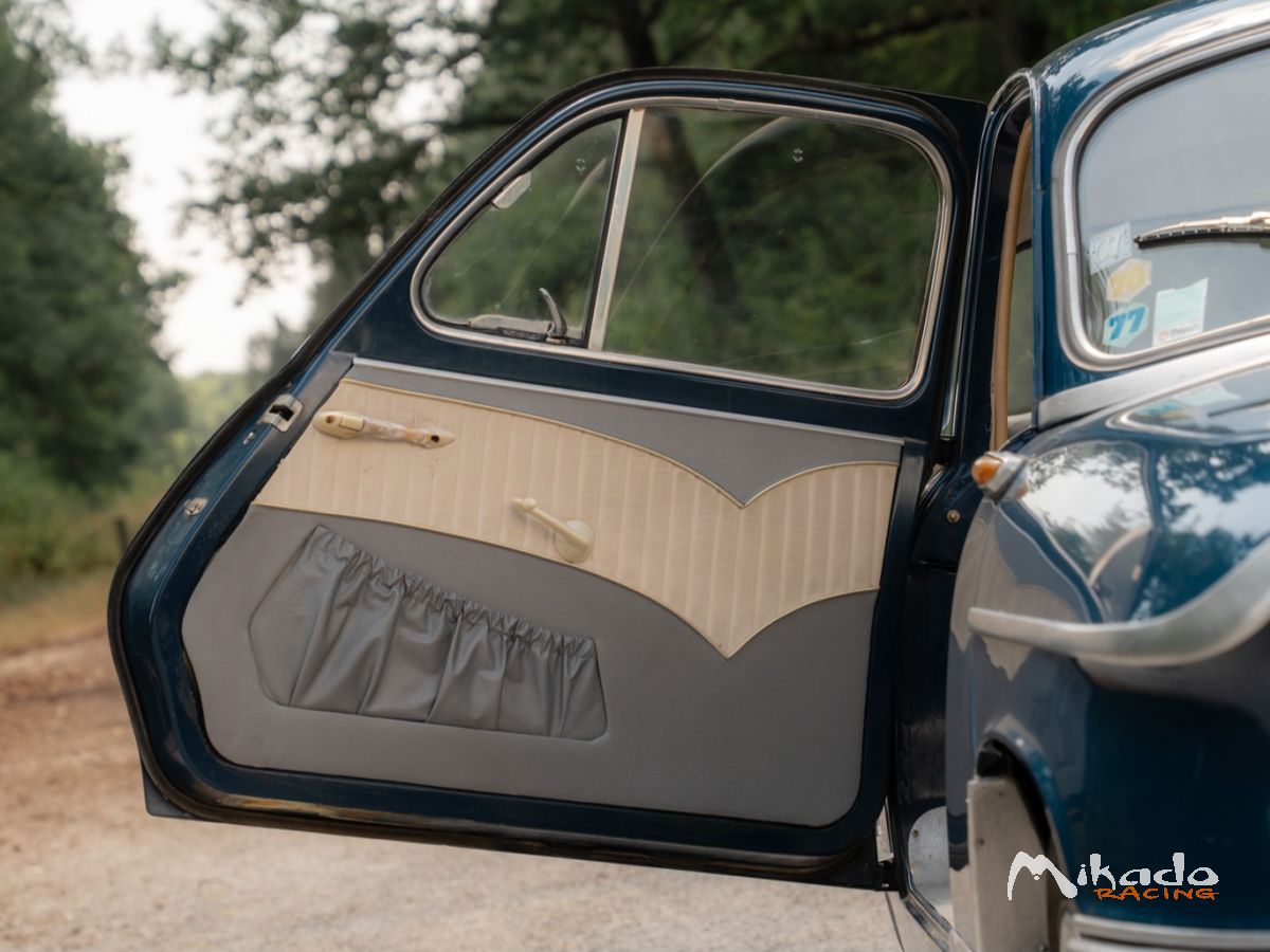 Panhard PL17 Berline – photo 9 sur 10