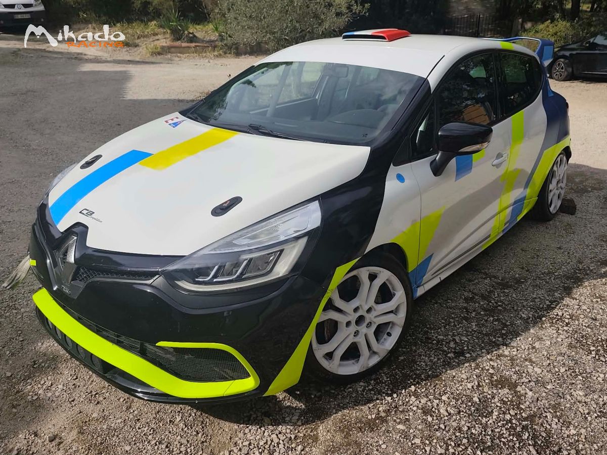 Vends Clio 4 Cup X98 – photo 1 sur 3