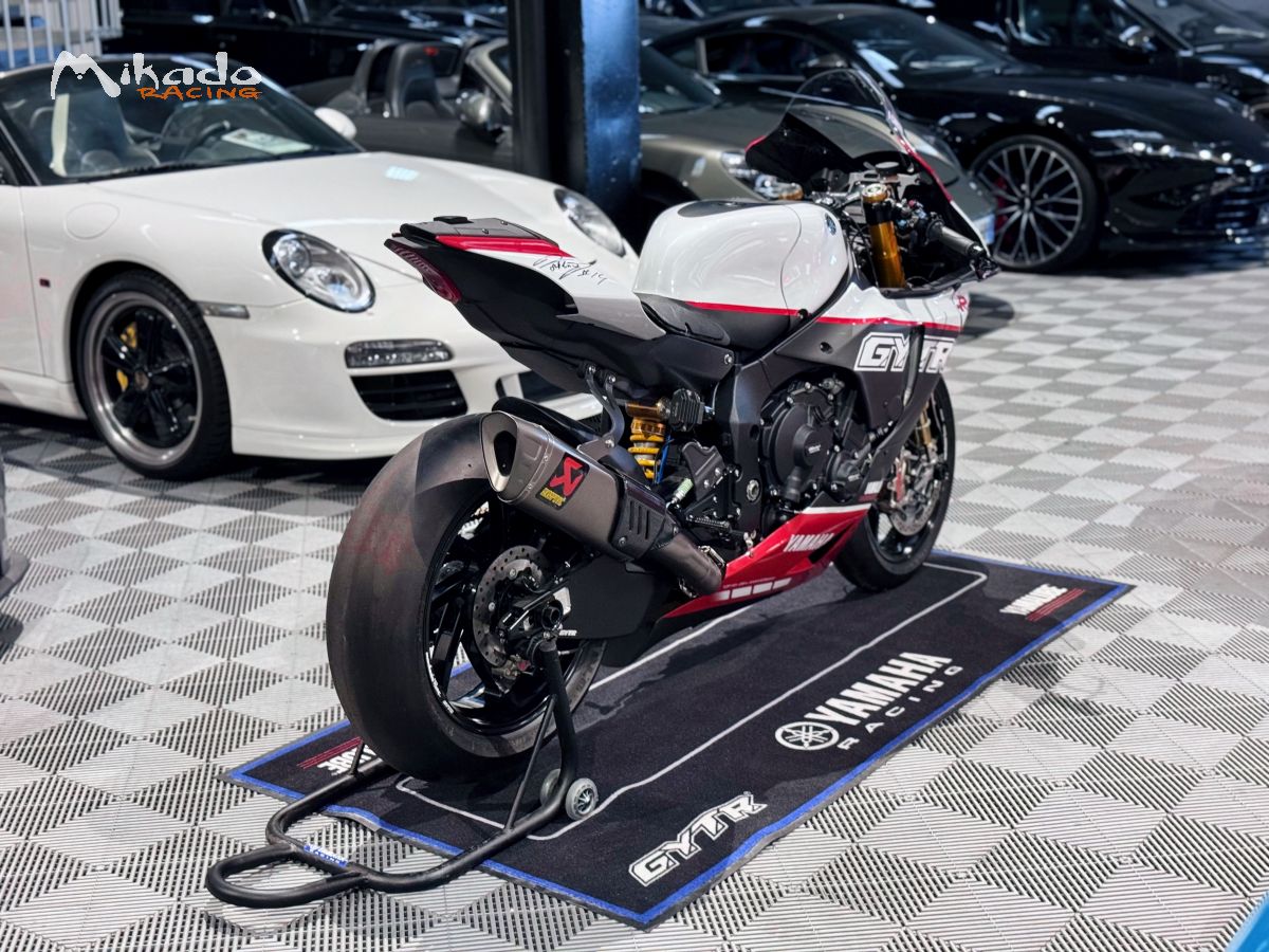 YAMAHA R1 GYTR PRO 25TH ANNIVERSARY – N°9/25 – photo 6 sur 10