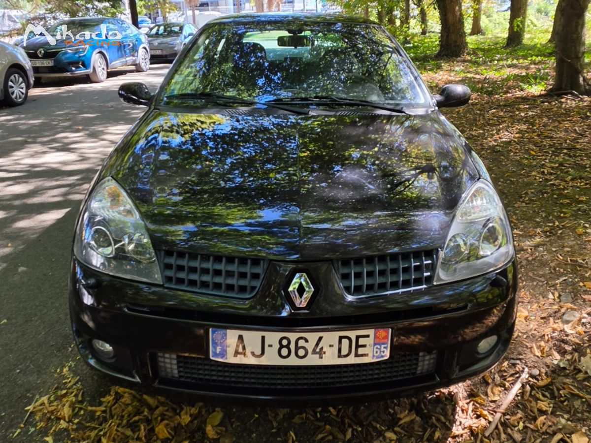 Clio 2 rs ph3 182 – photo 2 sur 4