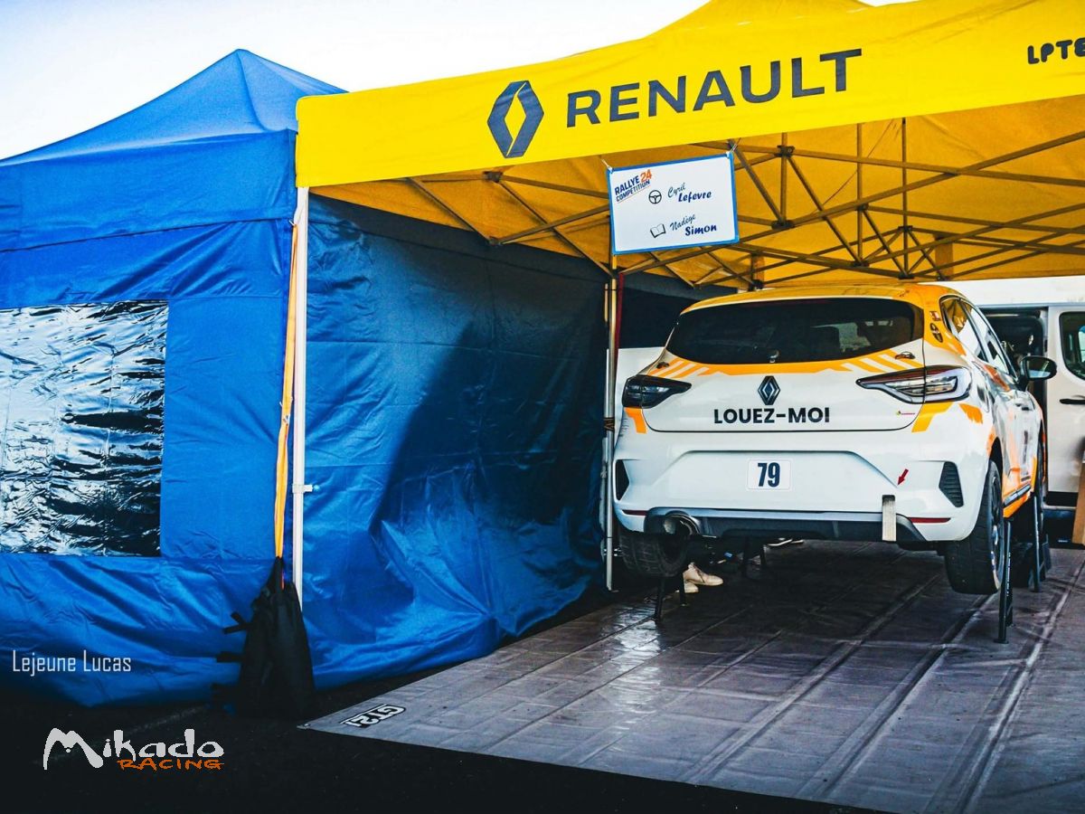 loue ta clio rc5 pour le rallye des mont de dome 2026 – photo 2 sur 2