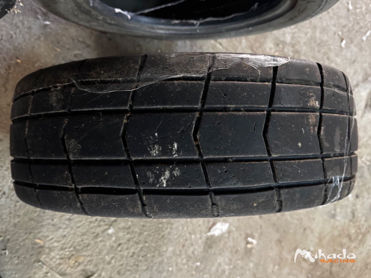Michelin et Bf goodrich TA00 13 pouces – photo 3 sur 6