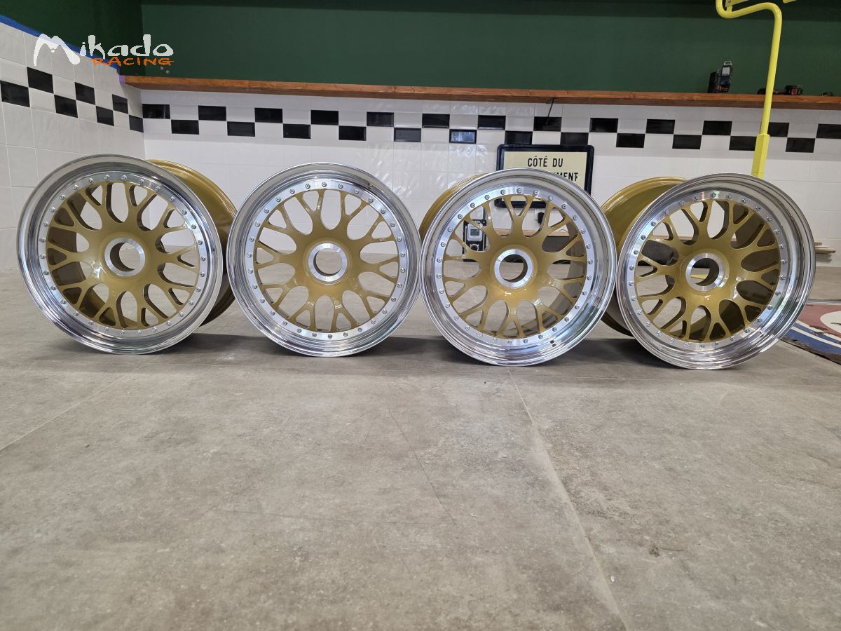 Jantes Porsche 996 / 997 / GT3 / RS Centerlock Ecrou central – photo 3 sur 4