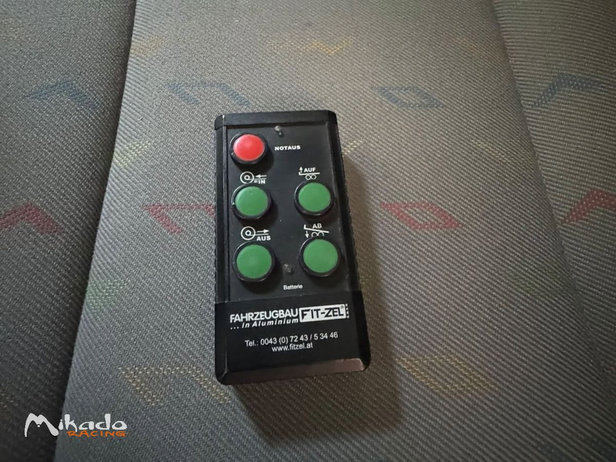 PORTE VOITURE VOLKSWAGEN T5 – photo 4 sur 9