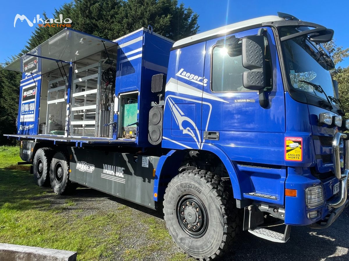 Camion Mercedes Actros 6x6 assistance – photo 4 sur 10