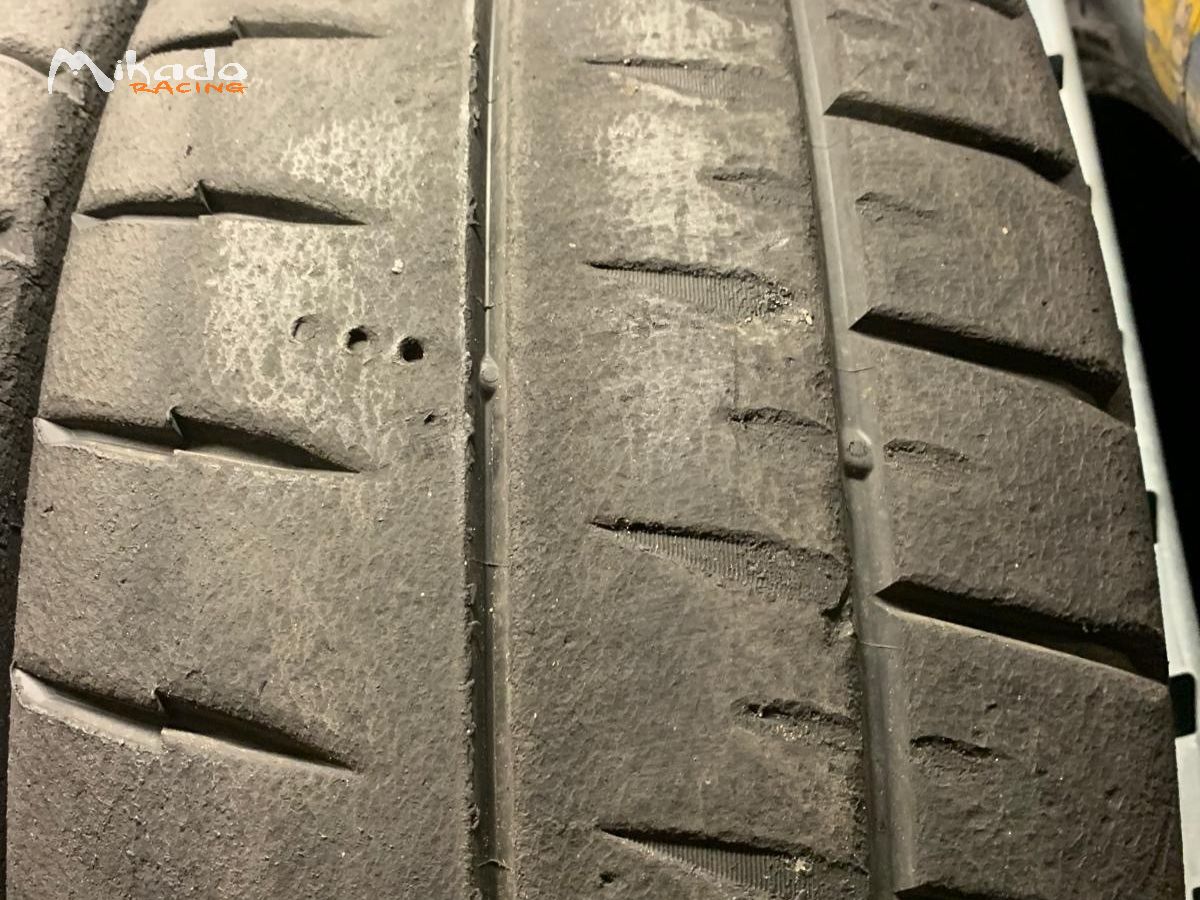 Pneus Michelin 20/65 18 Pouces H31 40kms d'ES – photo 6 sur 9