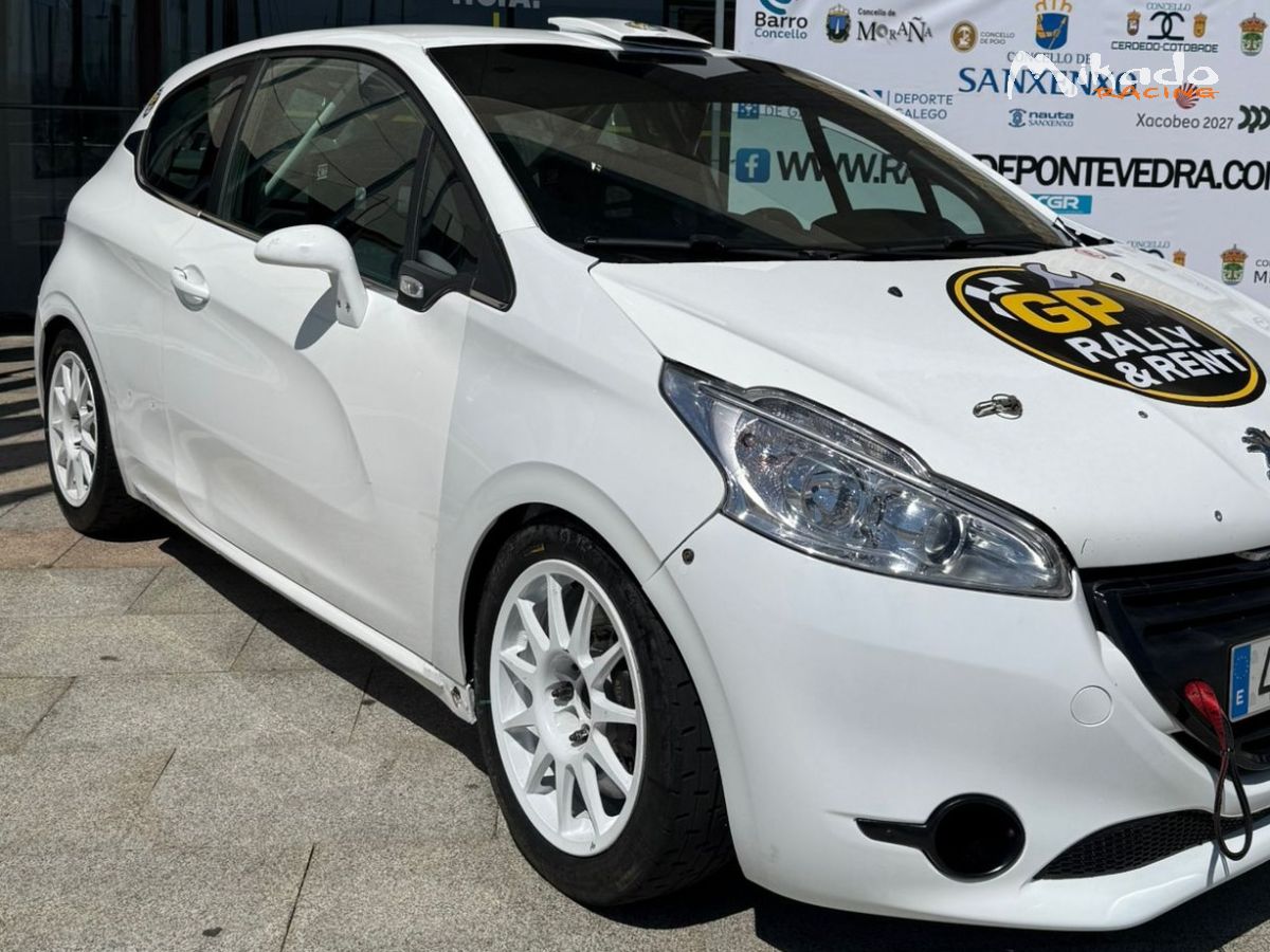 PEUGEOT 208 R2 – photo 2 sur 7