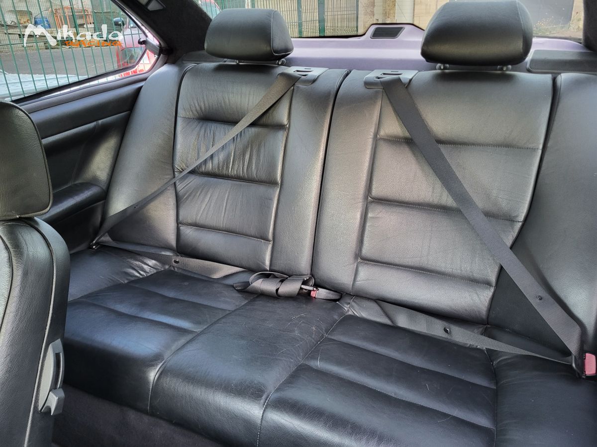 BMW 323i E36 – photo 4 sur 6