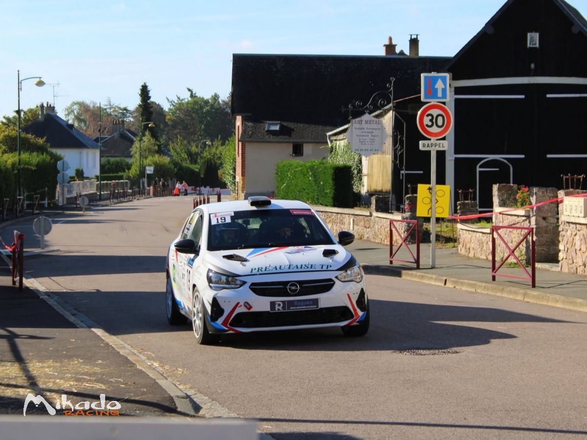 Vend Opel corsa rally4
