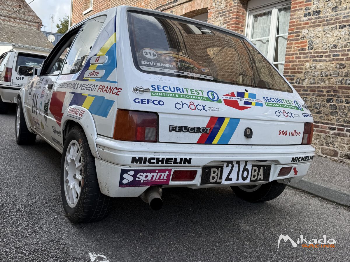 205 RALLYE GROUPE A – photo 6 sur 6