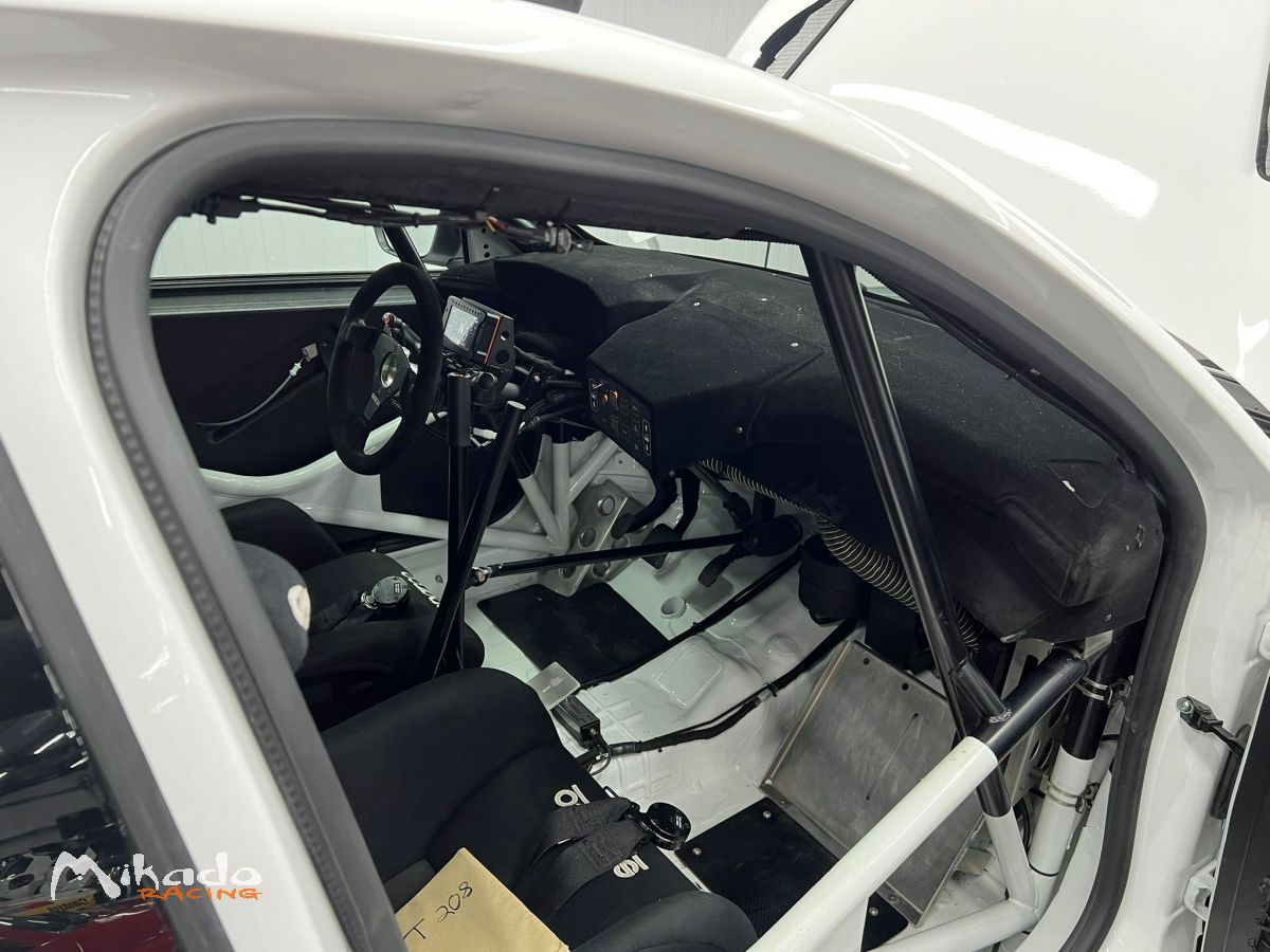208 RALLY4 N 2287 – photo 6 sur 9