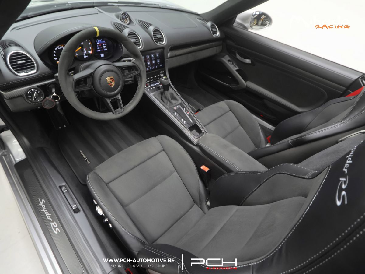 PORSCHE 718 Spyder RS 4.0 500cv PDK - 8.700 Kms - 2026 – photo 3 sur 6