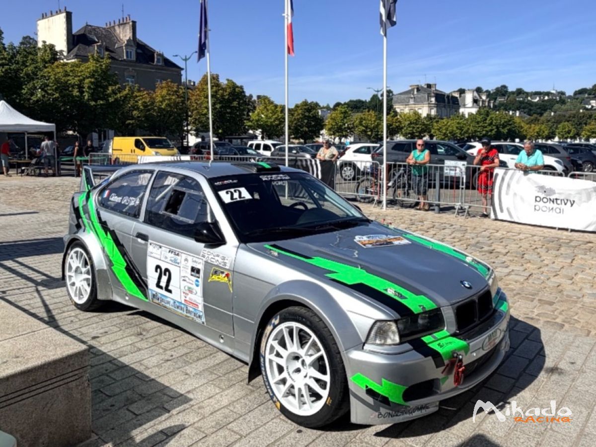 BMW compact TOP f2000 – photo 1 sur 2