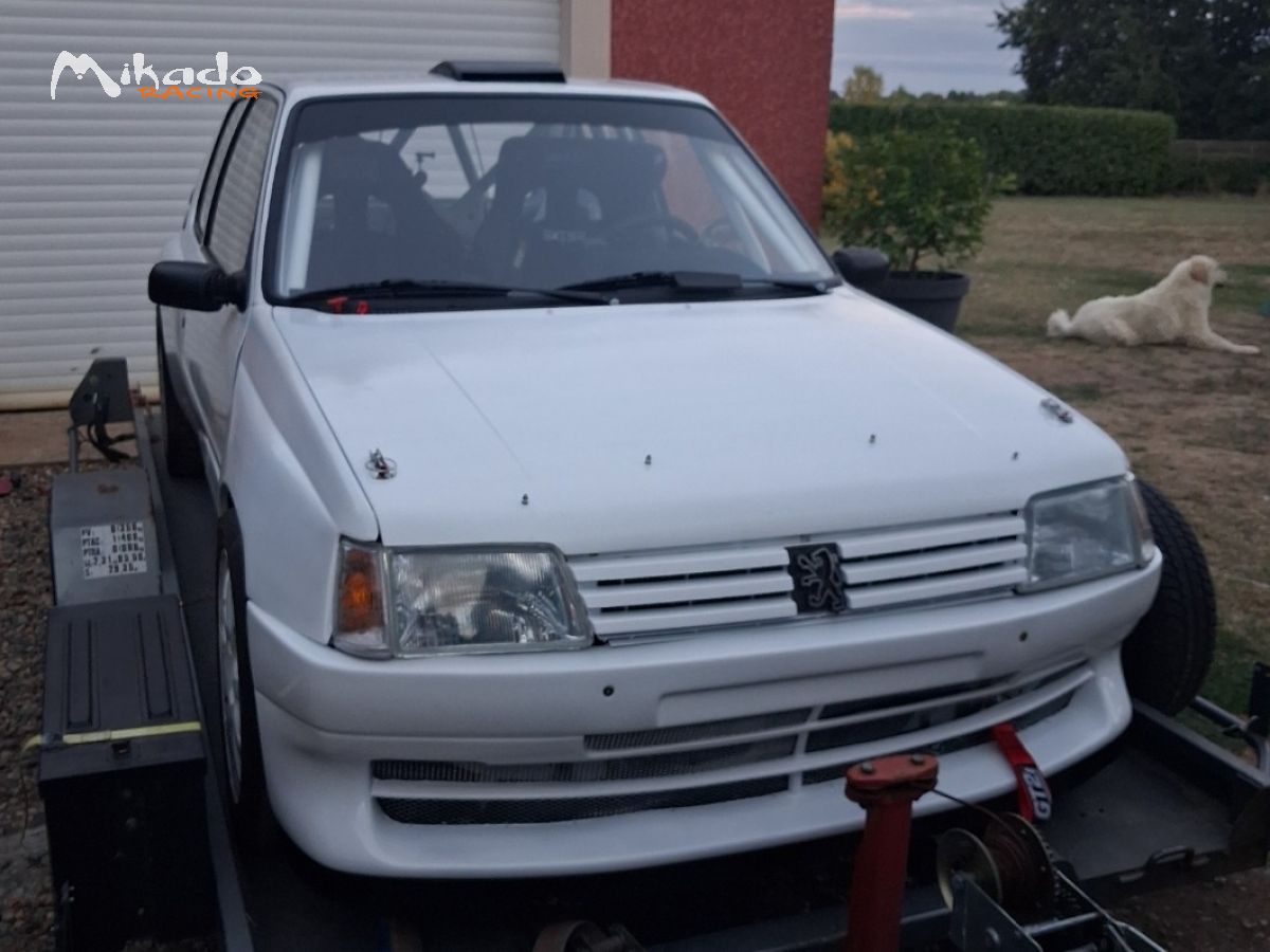 vend ou echange 205 f2014
