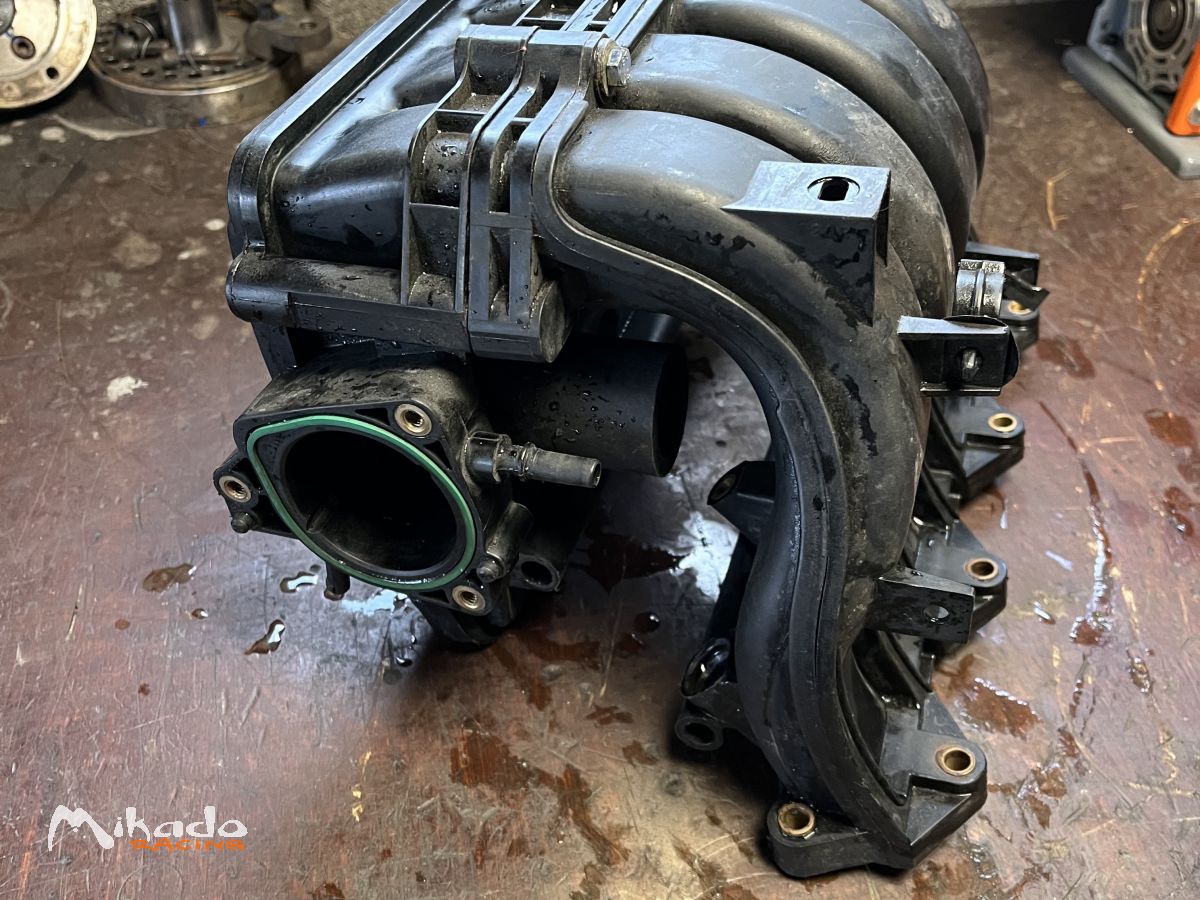 Collecteur admission saxo Vts 16v – photo 3 sur 3