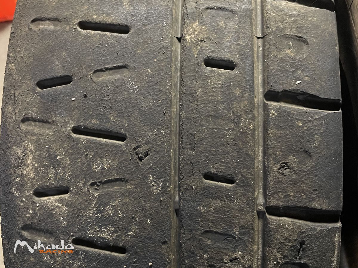Pirelli RA7+ 17 pouces – photo 4 sur 6