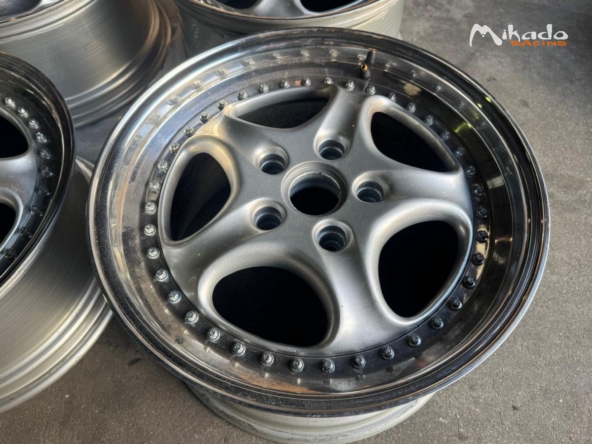 Jeu de jantes Speedline Porsche 993 GT2 Evo / Supercup - 18 pouces – photo 2 sur 9