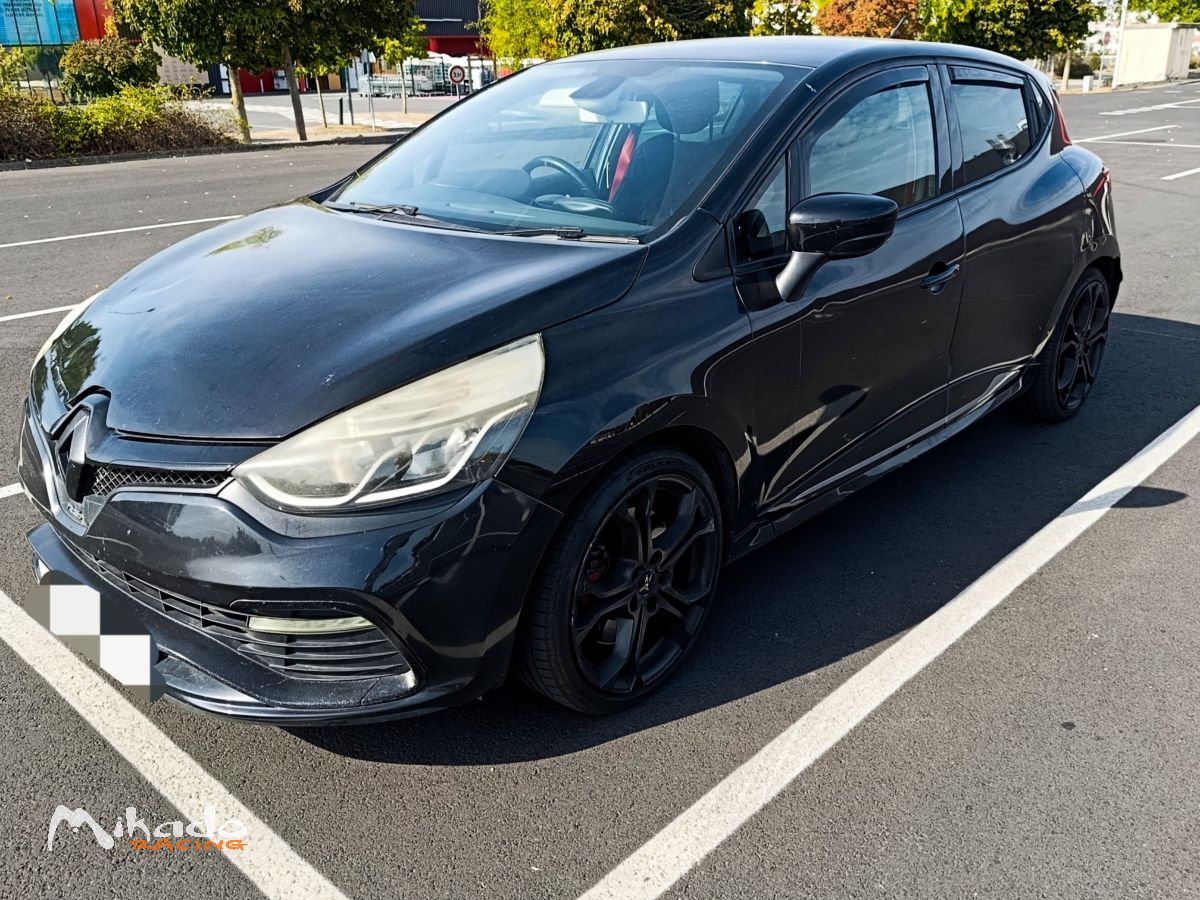 Renault Clio 4 RS 1.6 EDC RHD – photo 2 sur 4