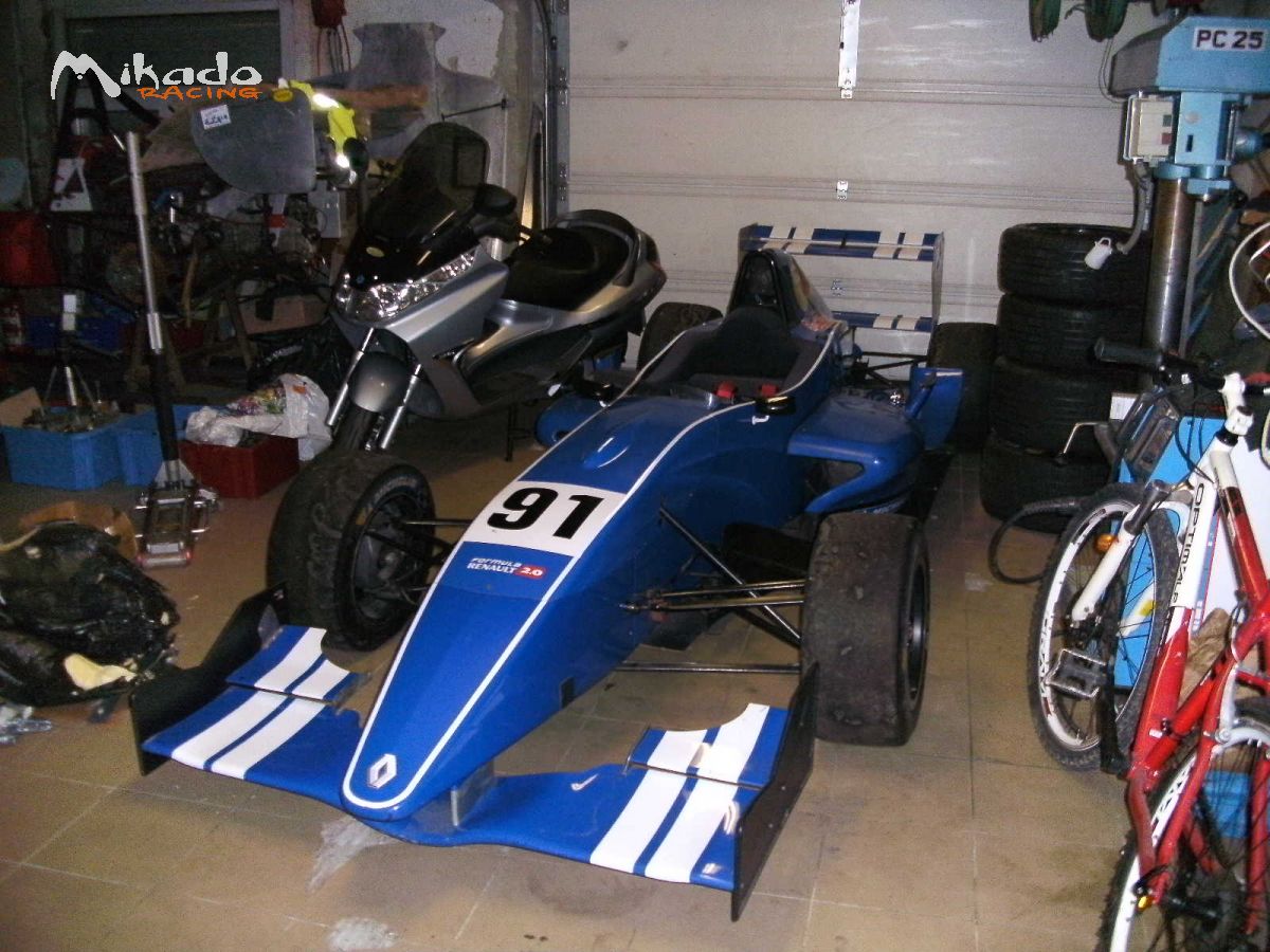 formule RENAULT TATUUS AN 2006 EVO 2008 – photo 1 sur 3