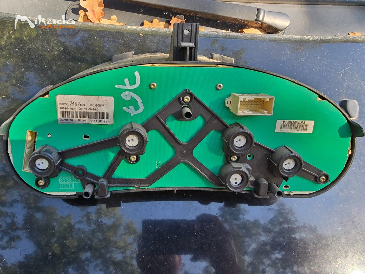 Compteur Peugeot 206 s16 – photo 2 sur 2