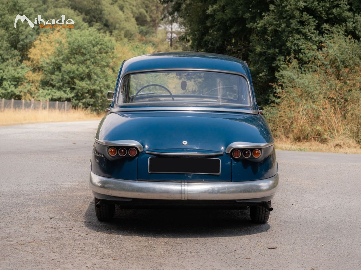 Panhard PL17 Berline – photo 4 sur 10
