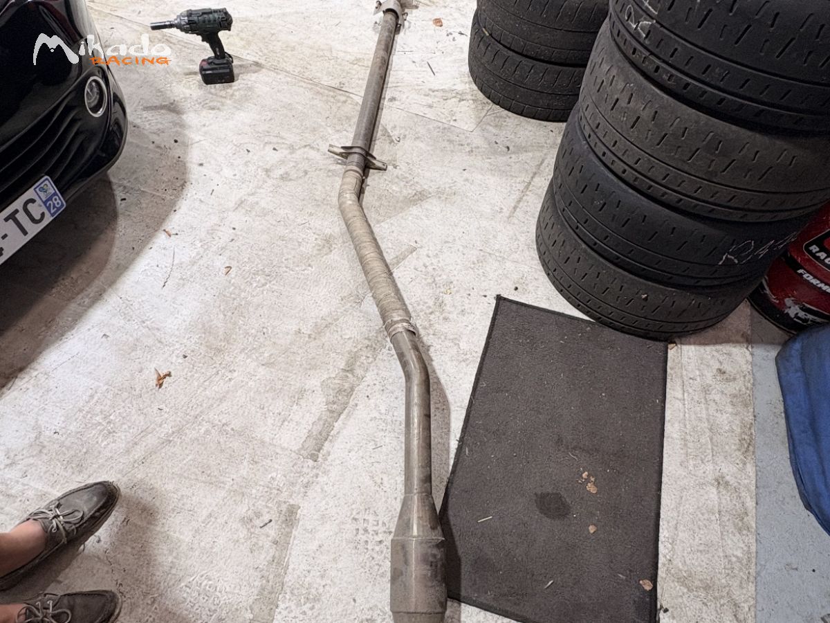 Lot de pièces ds3 r3 et r3 max – photo 9 sur 9