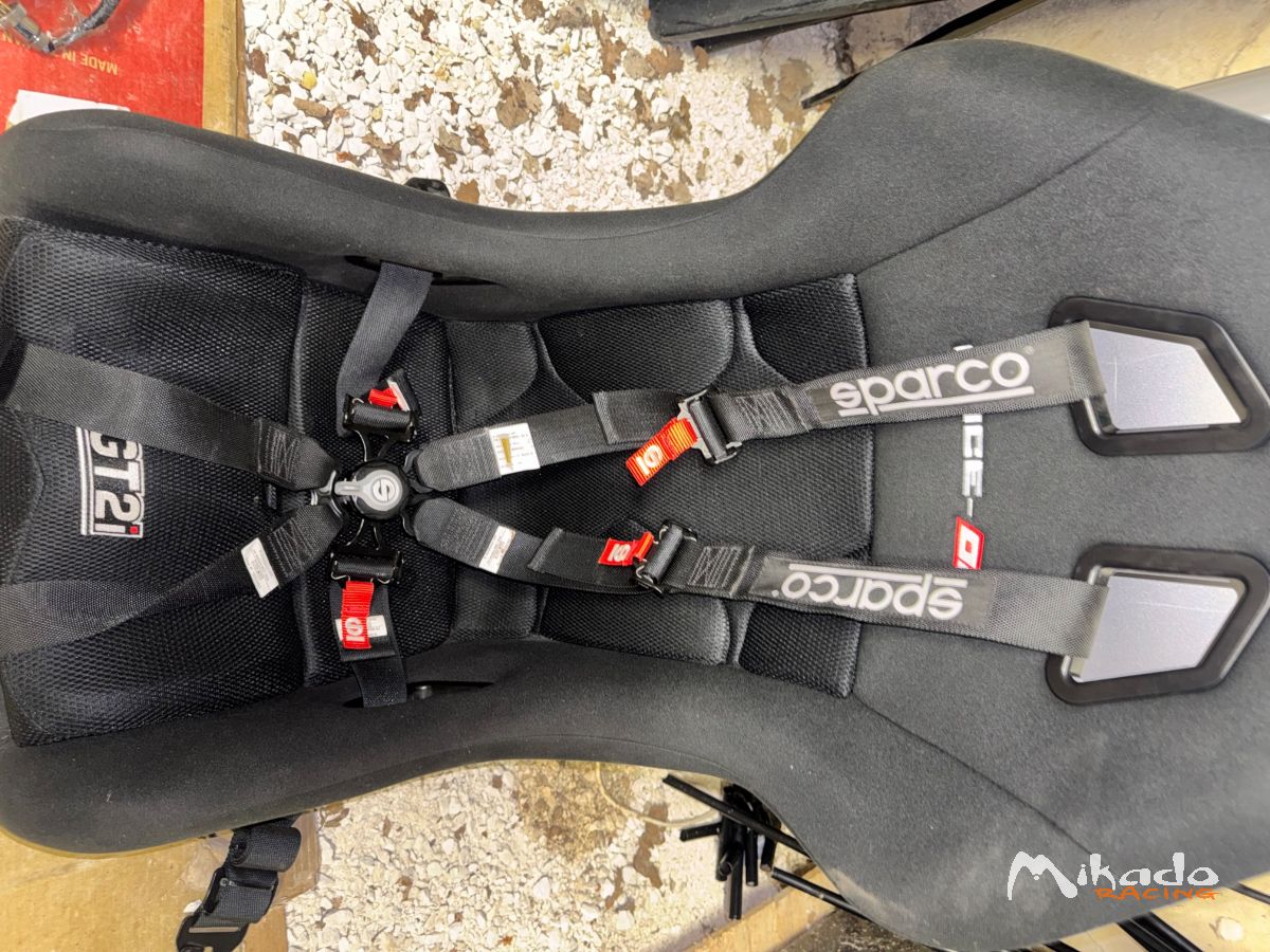 Baquet GT2i & harnais sparco – photo 4 sur 5