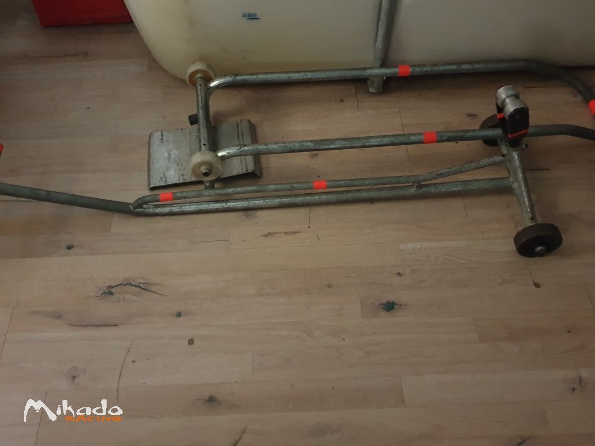 A vendre 2 lèves rapide