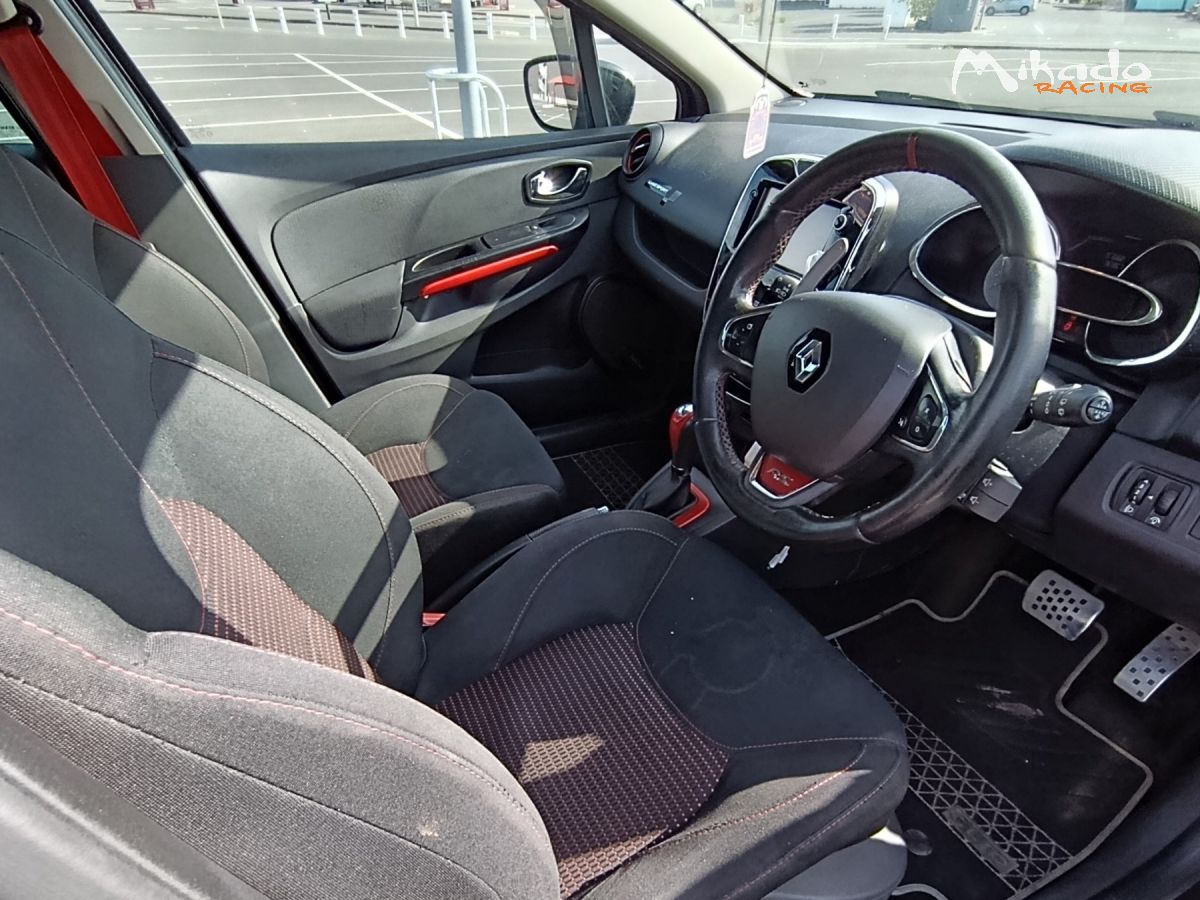 Renault Clio 4 RS 1.6 EDC RHD – photo 4 sur 4