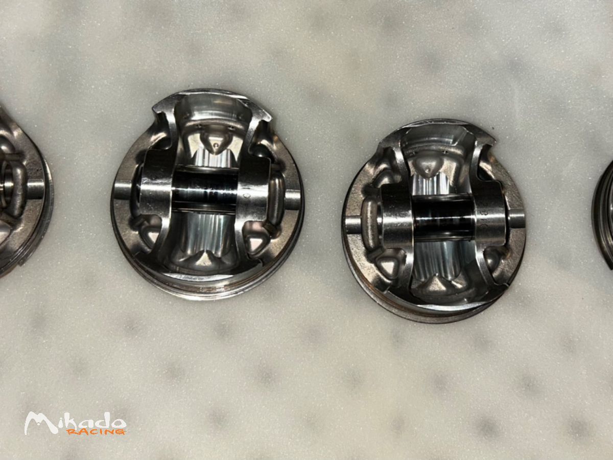 Piston forgée wossner clio 3 rs – photo 3 sur 3