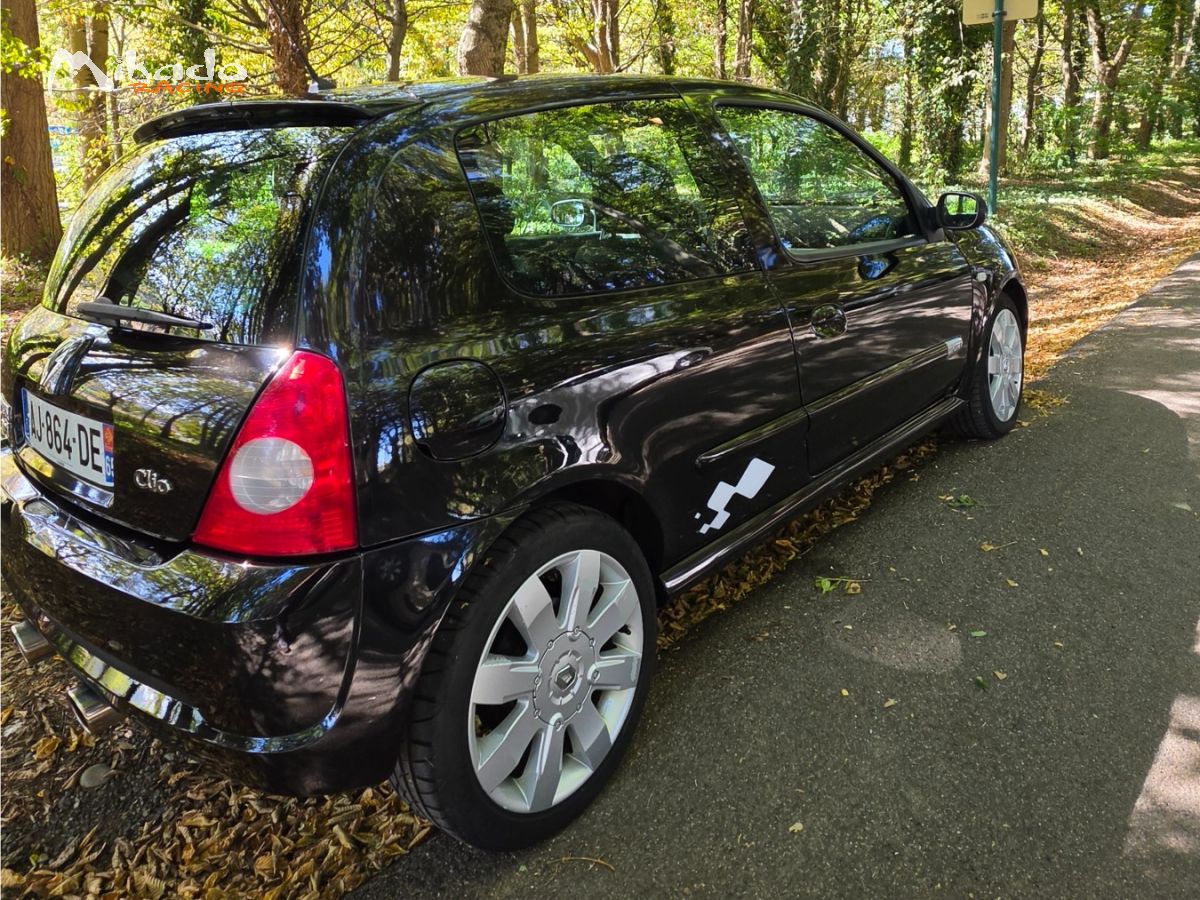 Clio 2 rs ph3 182 – photo 3 sur 4