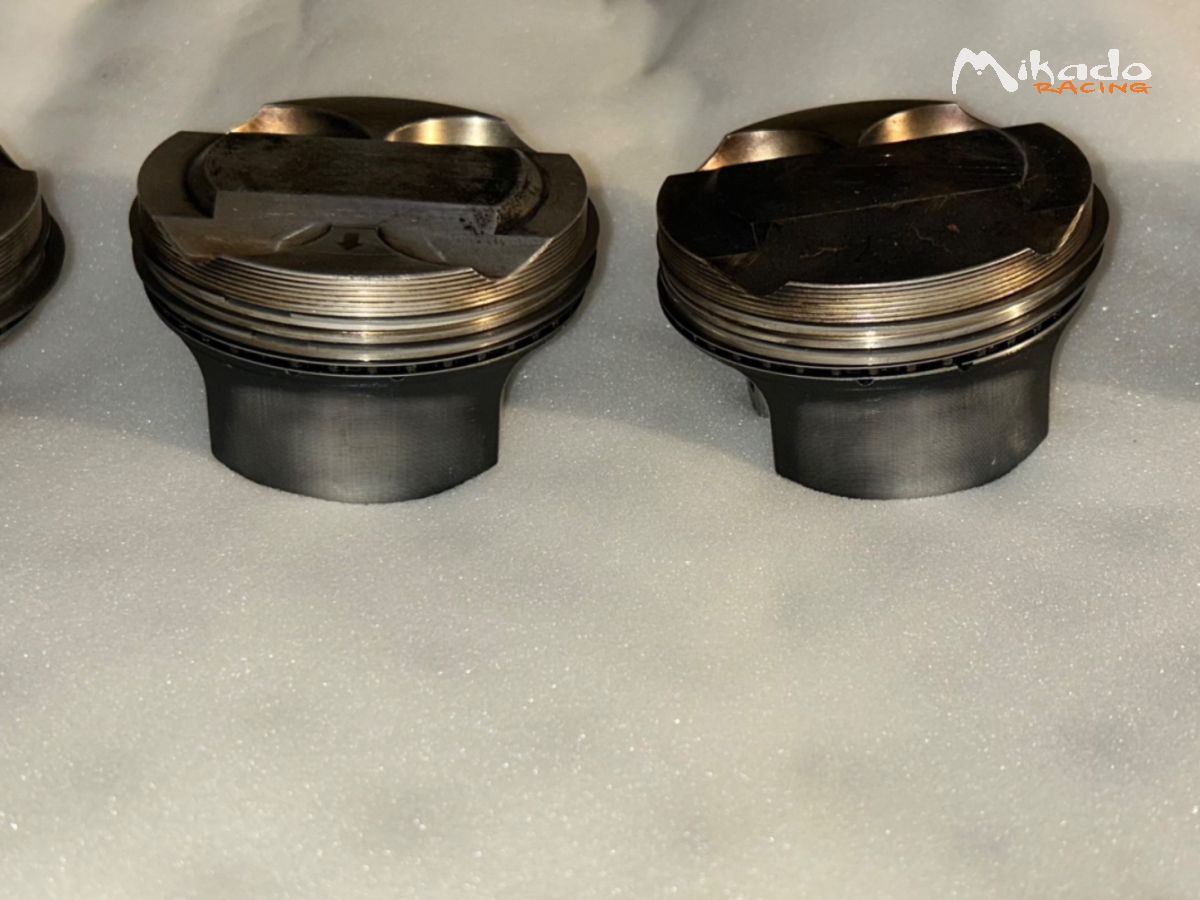 Piston forgée wossner clio 3 rs – photo 2 sur 3
