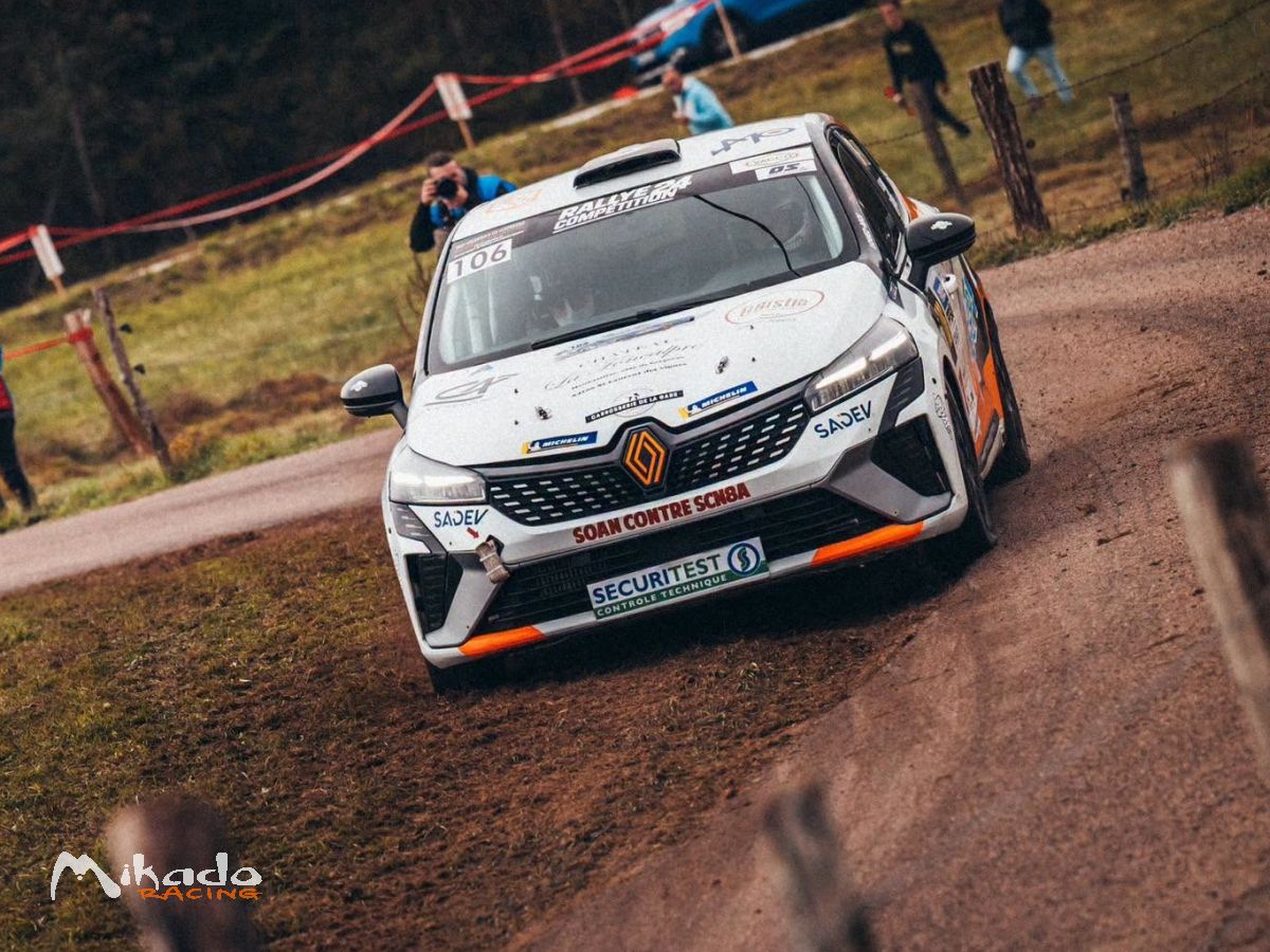 SAISON 2027 : LOUEZ NOTRE RENAULT CLIO RALLY5 – photo 1 sur 3