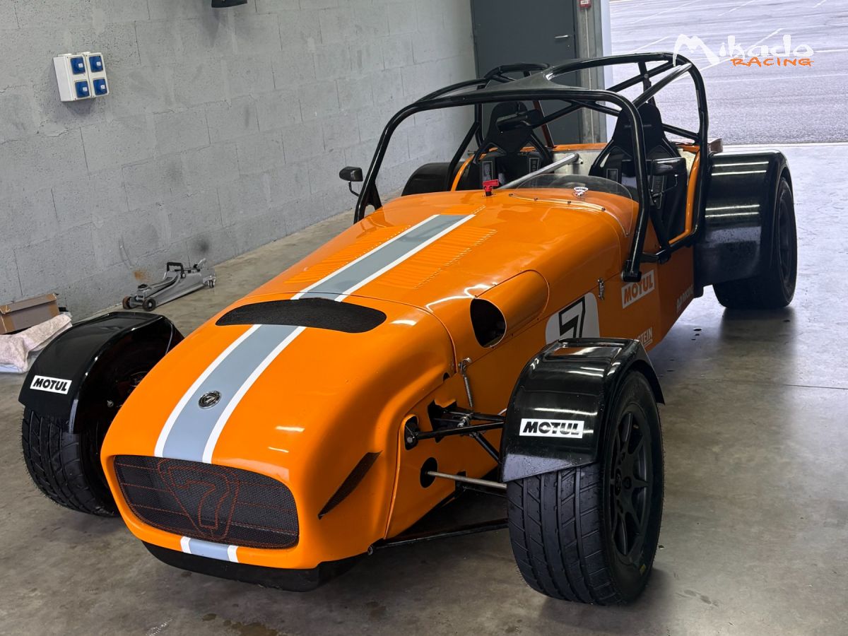 CATERHAM CSR – photo 1 sur 9
