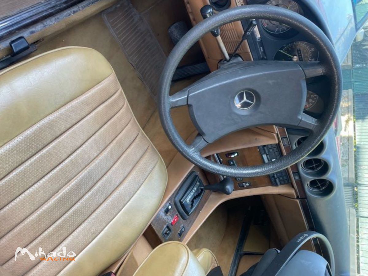 Mercedes-Benz 380 SL V8 – 1984 – Collection – Cabriolet – photo 2 sur 3